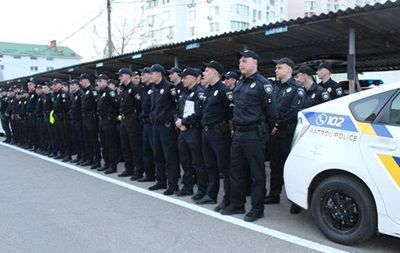Порядок в Одессе охраняют три тысячи полицейских