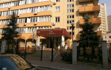 В Киеве заминировали Оболонский суд