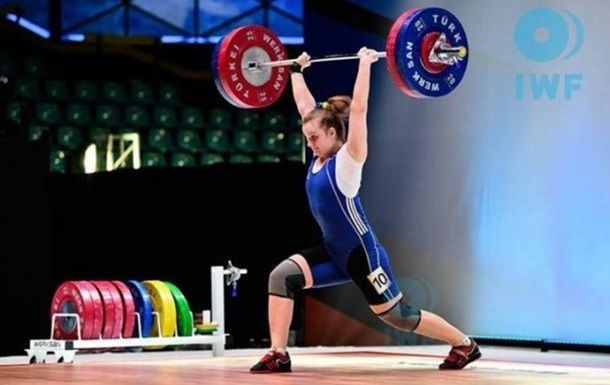 Украину на чемпионате мира по тяжелой атлетике представят 10 спортсменов