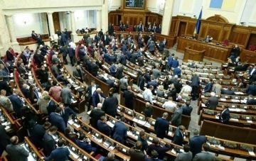 Военное положение: в указе Порошенко появился новый пункт