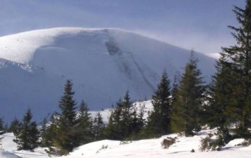 Синоптики предупредили о лавинах в Карпатах