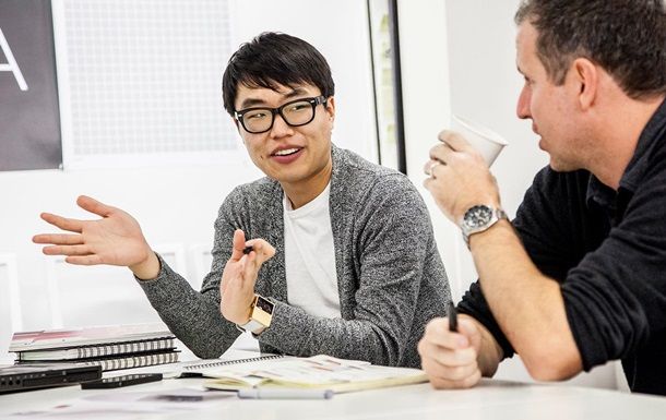 В Apple перешел топ-дизайнер Tesla