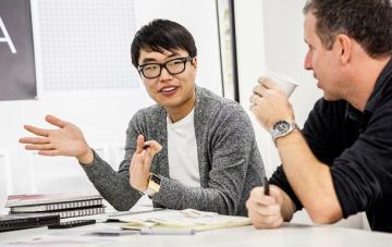 В Apple перешел топ-дизайнер Tesla