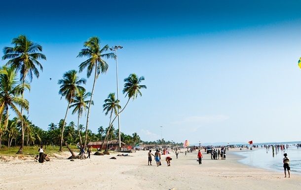 ​На Гоа туристов будут штрафовать за распитие алкоголя на пляже