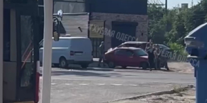 ТЦК Одеси відреагувало на скандал з поїздкою на капоті