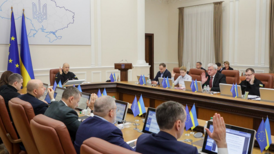 Украинцев лишат земли?