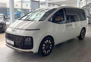 Порт Одесса приобрел два роскошных авто