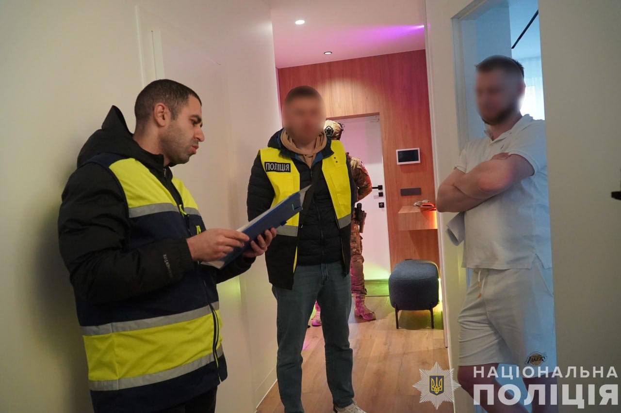 Нацполиция ликвидировала группу мошенников