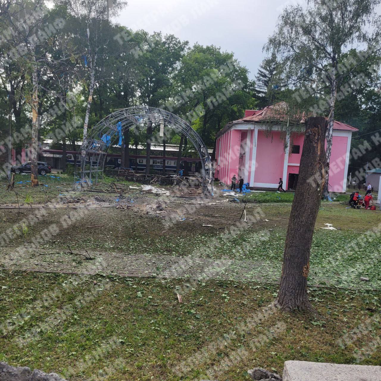 В Харкові вже більше 40 поранених