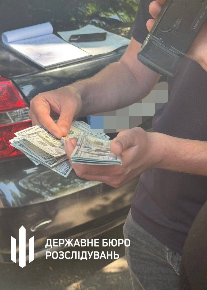 До Молдови - за три тисячі доларів