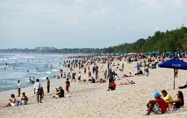 Индонезия отменила визы украинцам