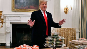 Зеленский и Трамп провели телефонный разговор