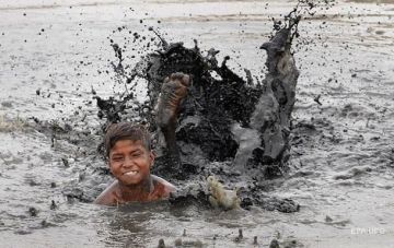 Жертвами жары в Индии стали 300 человек