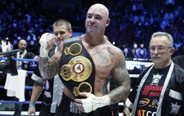 Лукас Браун лишен титула чемпиона WBA