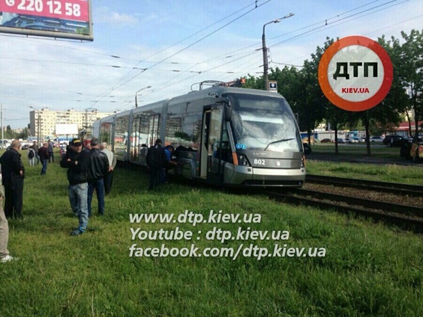 Новый трамвай Electron сошел с рельсов в Киеве