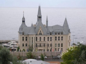 Активисты одесского «Автомайдана» сняли на видео замок Кивалова