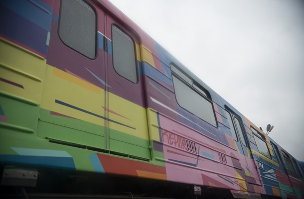 Испанский художник ко Дню Киева разрисовал метро