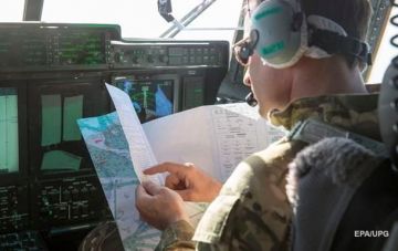 Египет отправил подлодку к месту крушения A320