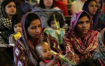 В Пакистане хотят разрешить мужьям бить жен