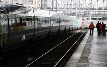 Железнодорожники Франции присоединились к забастовке