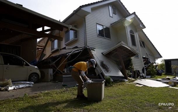 В Японии из-за землетрясения остановили скоростные поезда