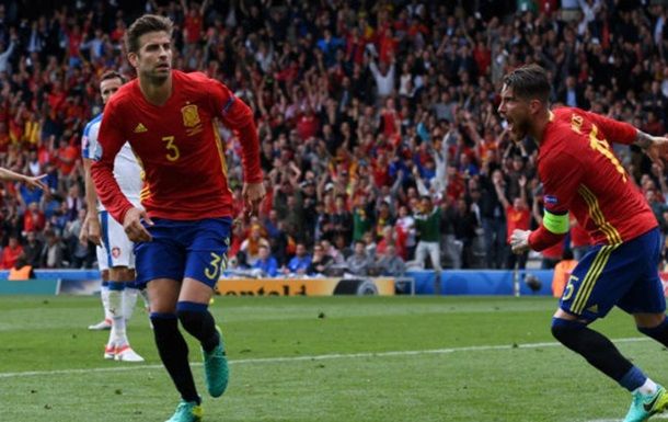 Испания минимально побеждает Чехию