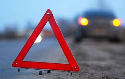 В Херсоне автомобиль сбил семью на пешеходном переходе