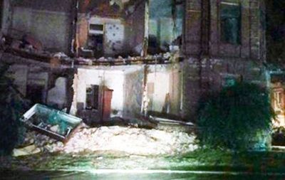 В Ростове обрушился двухэтажный дом после ливня