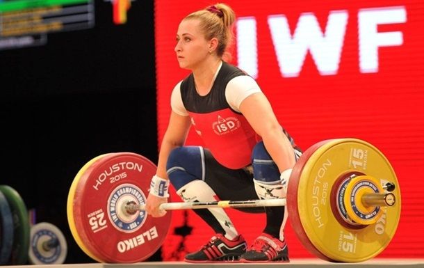 Украинскую тяжелоатлетку дисквалифицировали на два года