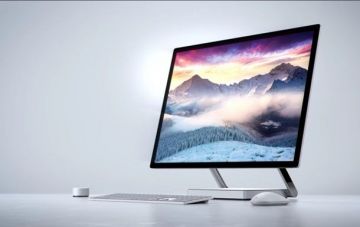 Названы дата продажи "убийцы" iMac от Microsoft