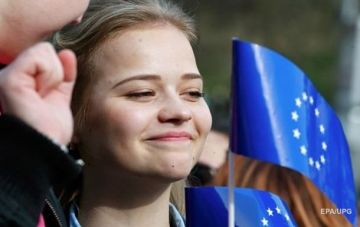 Совет ЕС: Украина должна получить безвиз вовремя