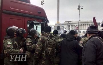 Полиция рассказала об утренней стычке на Майдане