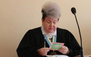 Поразившая макияжем судья прокомментировала фото