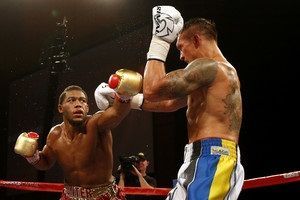 Хантер признал поражение от Усика