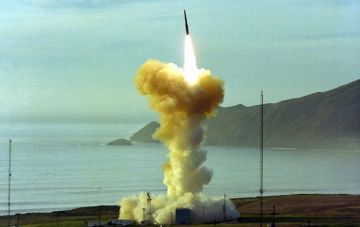 В США испытают межконтинентальную ядерную ракету